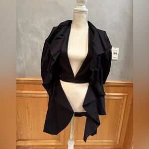 BCBGMaxazria Cropped jacket / top never worn NWT size XS